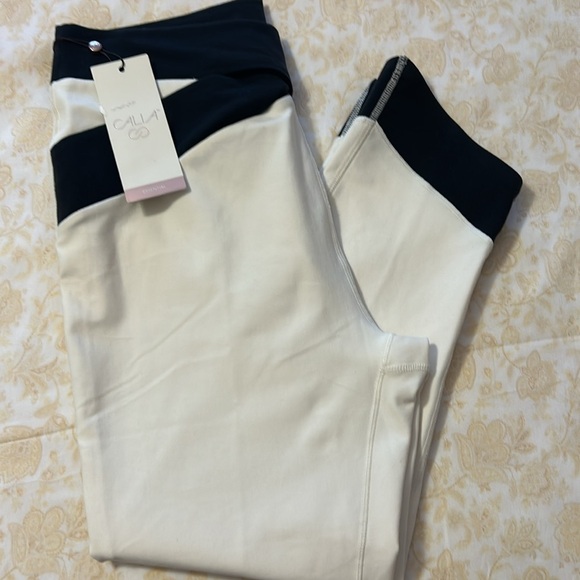 CALIA essentials cross capri leggings - Picture 5 of 5